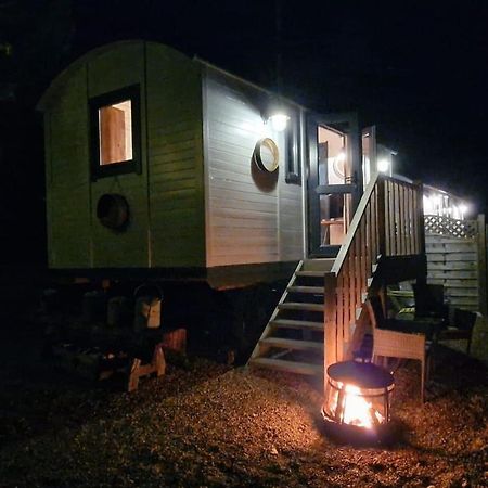 فيلا The Cosy Hut فيفرشام المظهر الخارجي الصورة