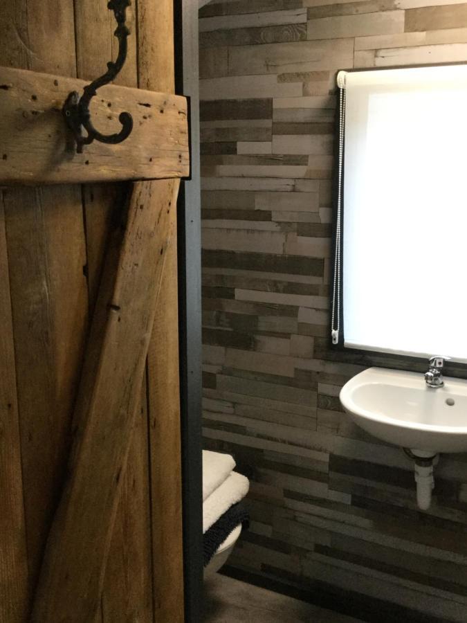 فيلا The Cosy Hut فيفرشام المظهر الخارجي الصورة